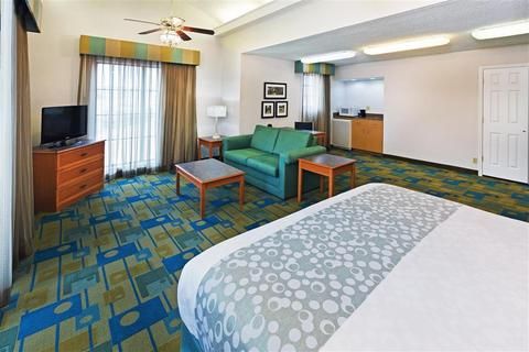 La Quinta Inn by Wyndham Victoria