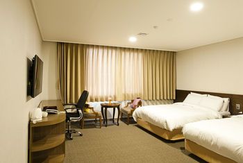 Jeonju Yeonghwa Hotel