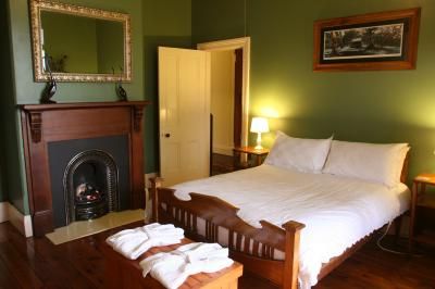 Old Parkes Convent