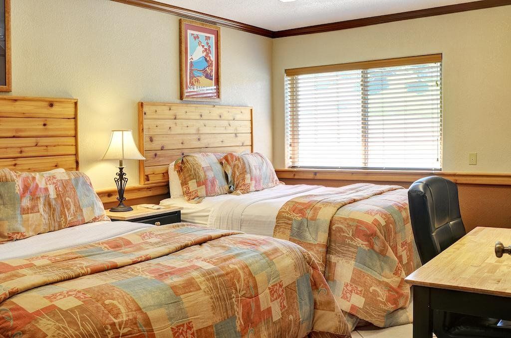 Sunapee Lake Lodge