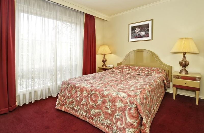 Rowville International Hotel