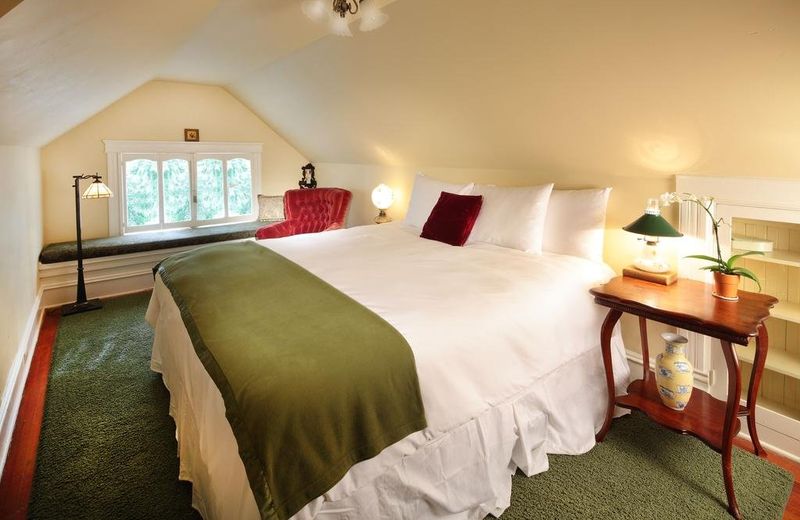 Calderwood Inn