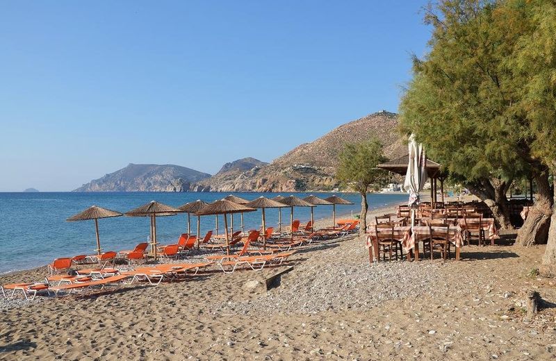 Emporios Bay Hotel