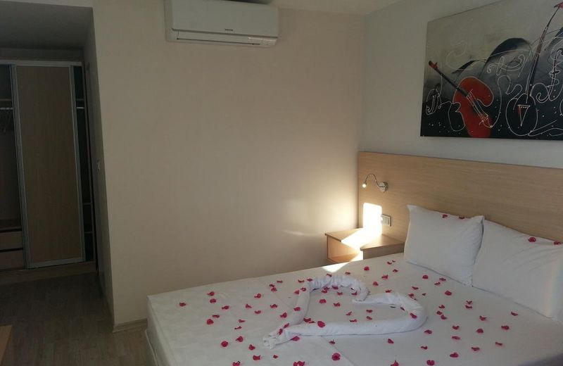 MELTEM HOTEL