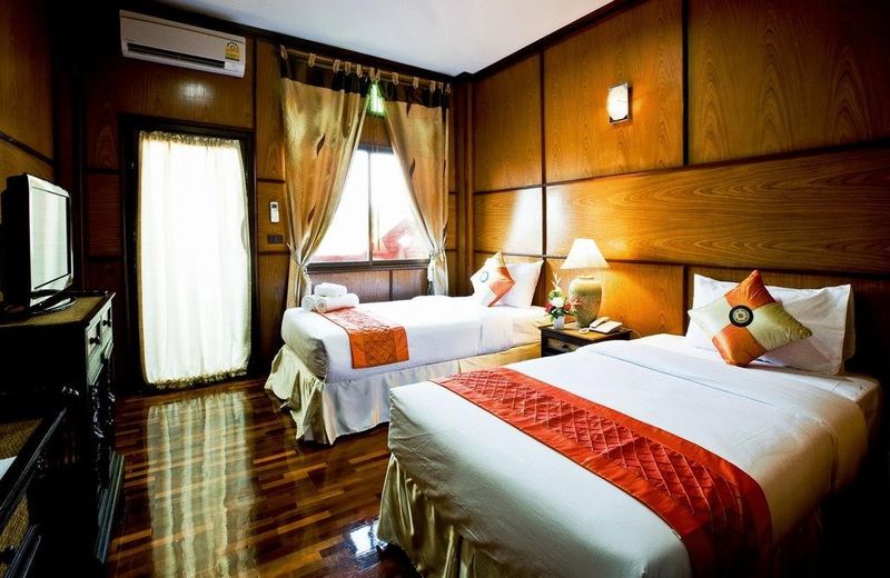 Jaroenrat Resort