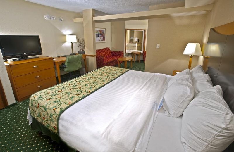 Fairfield Inn & Suites Elizabeth City