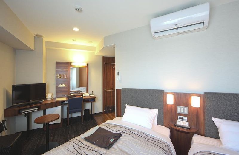 Tsuruga Manten Hotel Ekimae