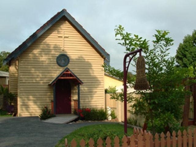 Bell Chapel B & B