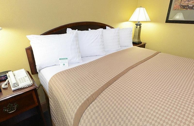 Americas Best Value Inn Iola