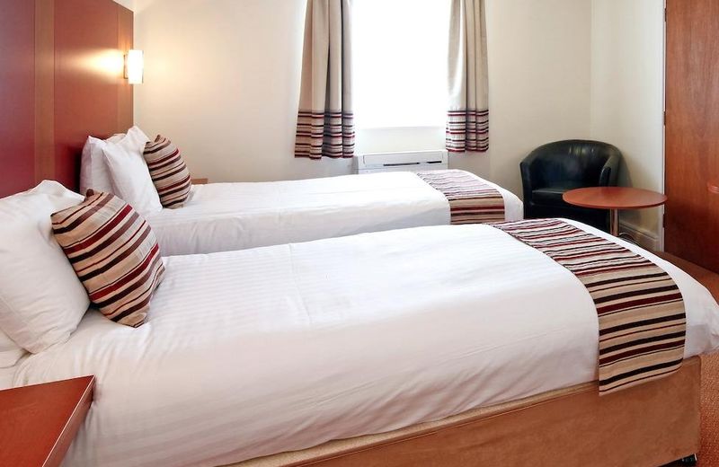 South Marston Hotel And Leisure Club