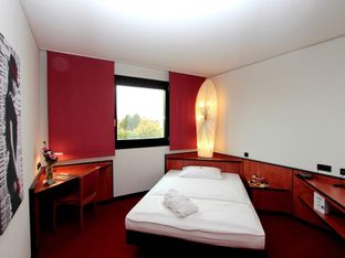 Hotel Image 2