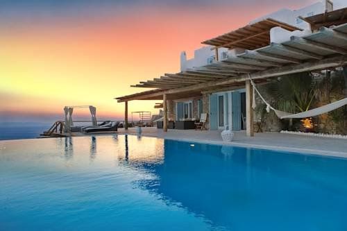 Zinas Villas