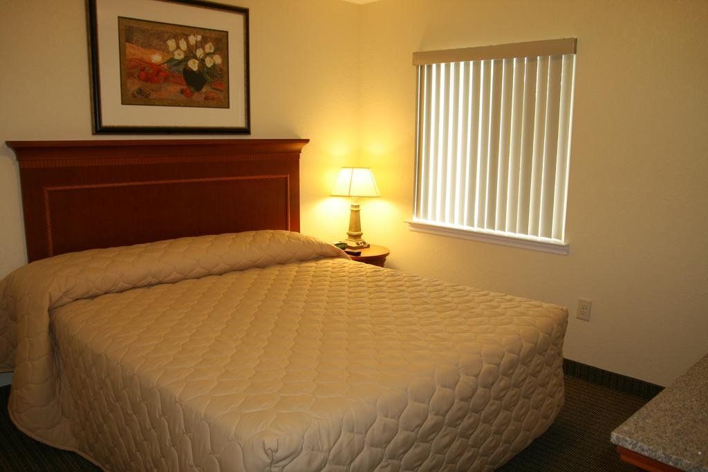 Affordable Suites Augusta