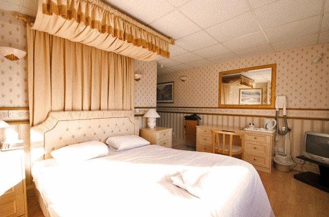 Castle Hotel
