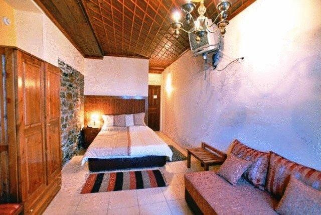 Pliades Hotel