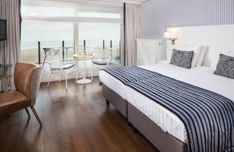Hotel de Blanke Top