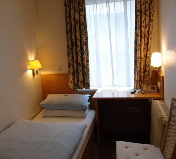 Andefu Hotel am Kantpark