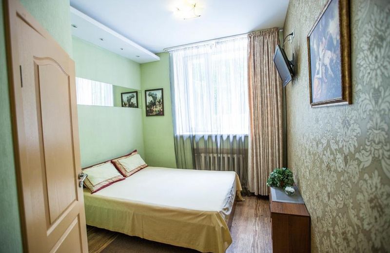 Avsteria Hotel