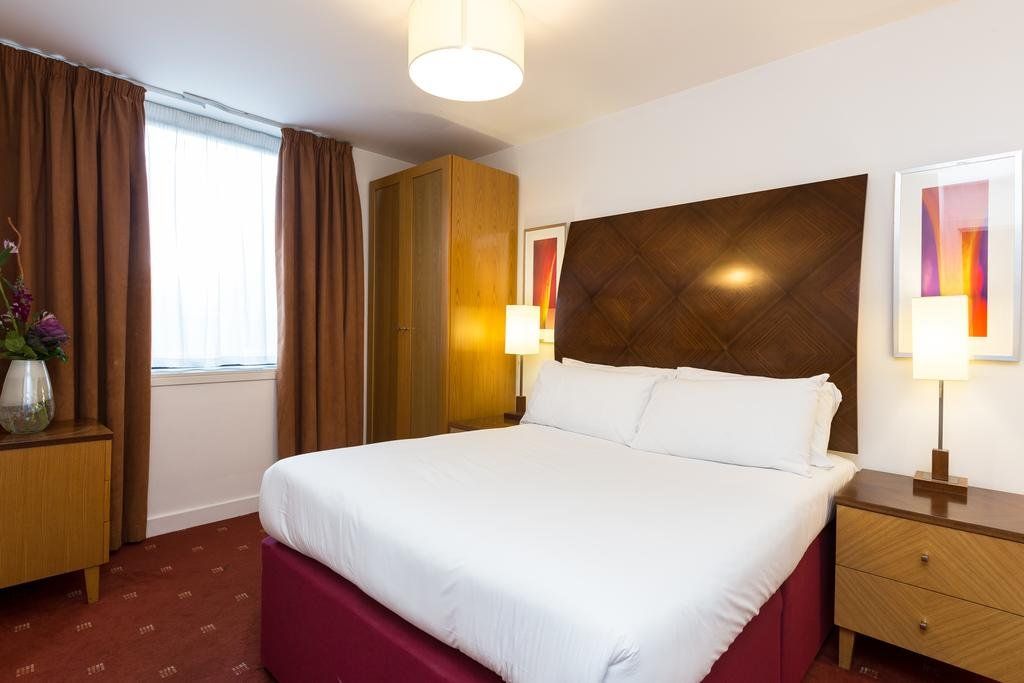 PREMIER SUITES Manchester