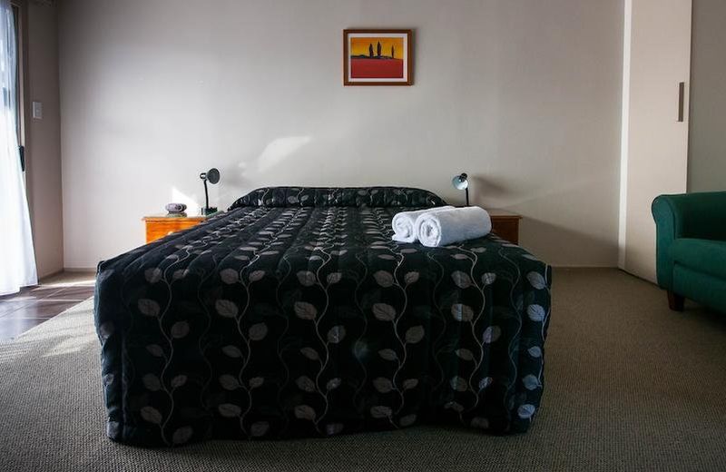Charles Court Motel
