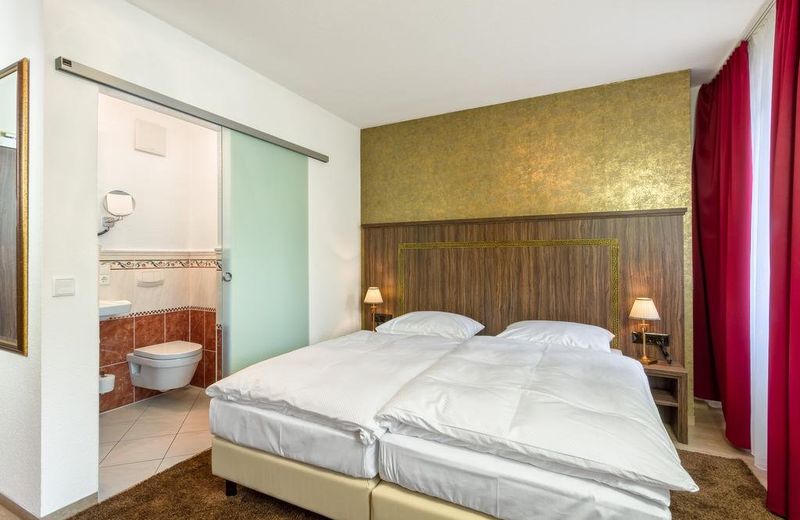 Hotel l'adresse garni