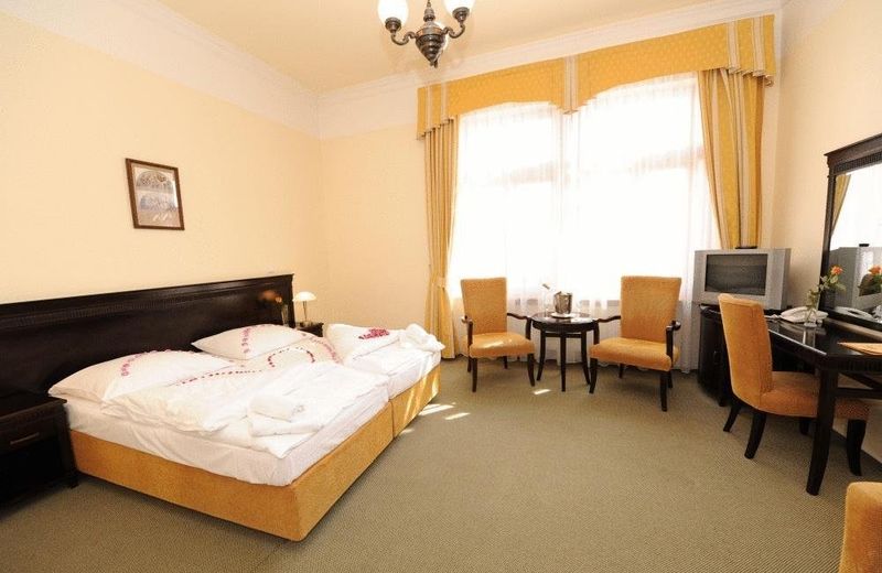 Hotel U Zeleneho stromu