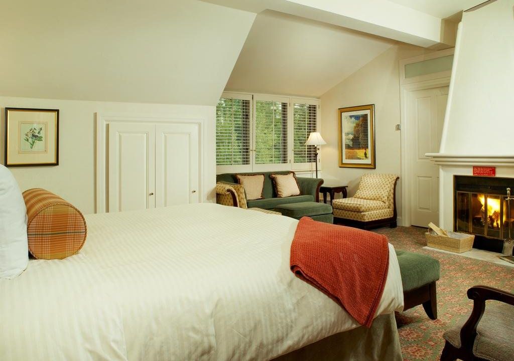 Poste Montane Lodge by East West
