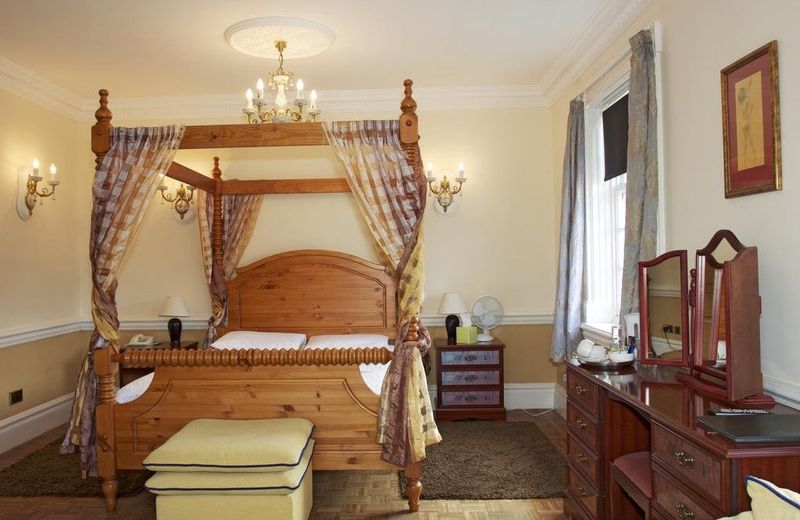 Elme Hall Hotel