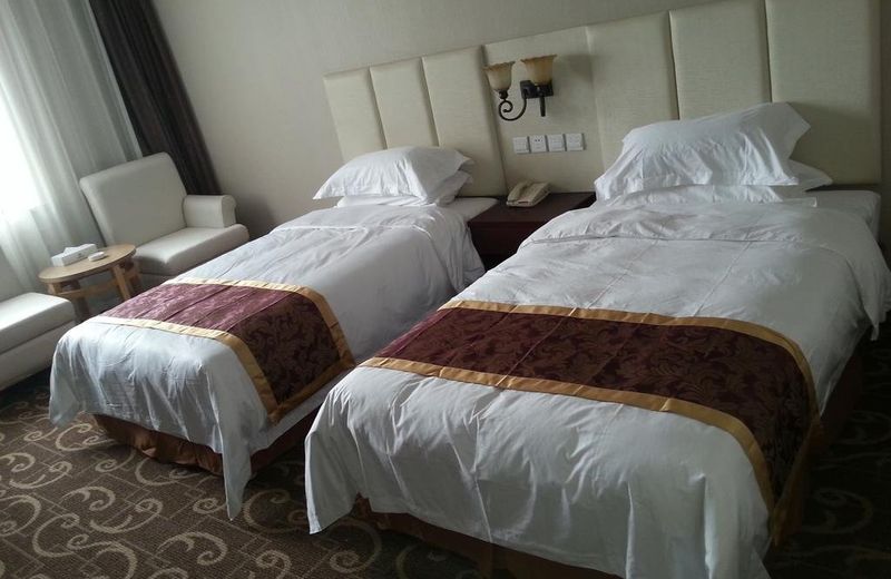 Zhongzhou Yihe Hotel