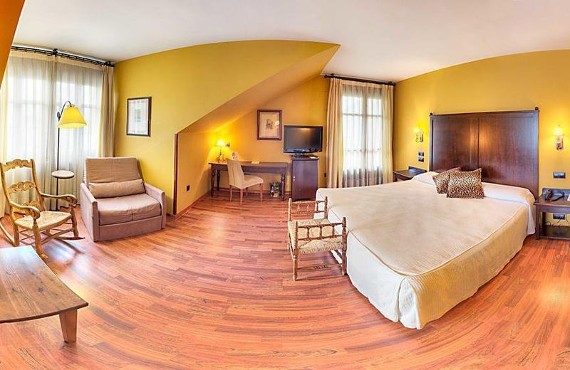 Hotel Cotiella