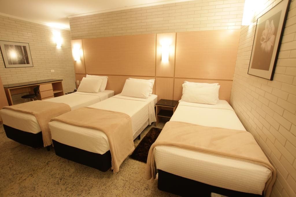 Hotel Confiance Centro Cívico