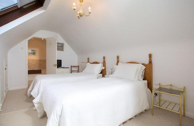 POLSTEAD LODGE