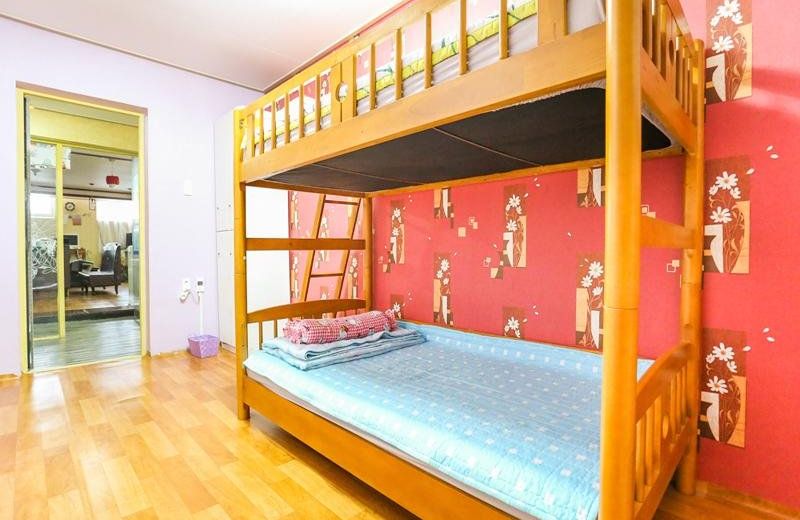 HILLTOP GUESTHOUSE