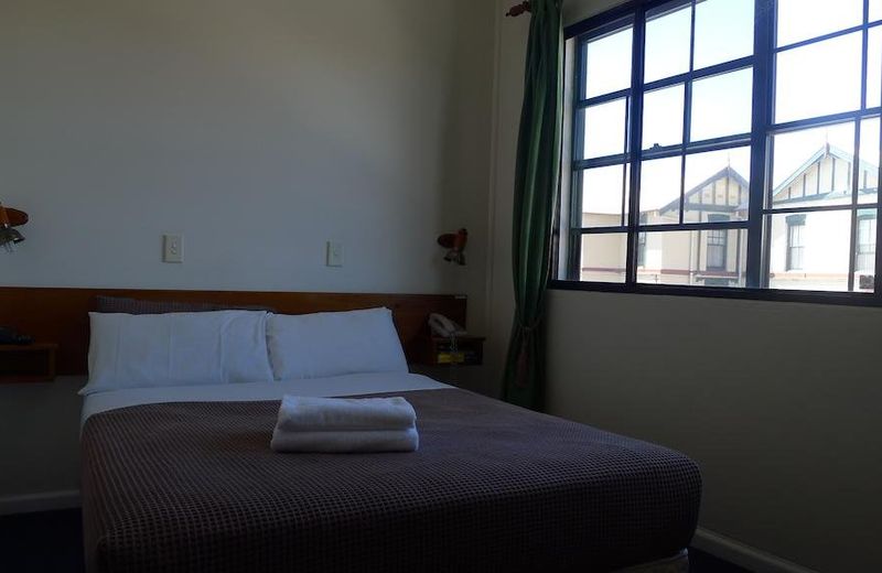 Watersedge Motel