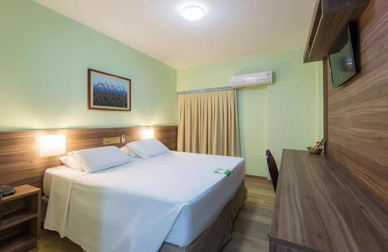 Hotel Vale Verde