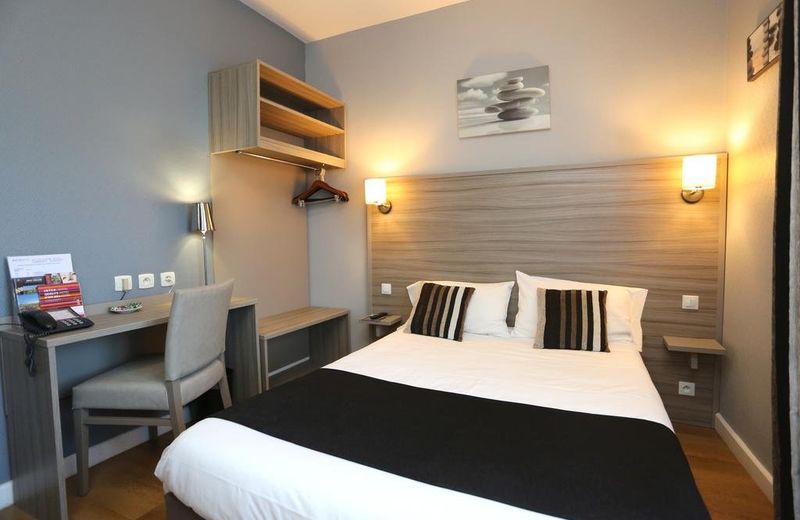 Hotel Henri IV