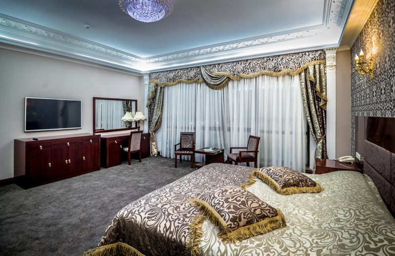 Artis Plaza Hotel