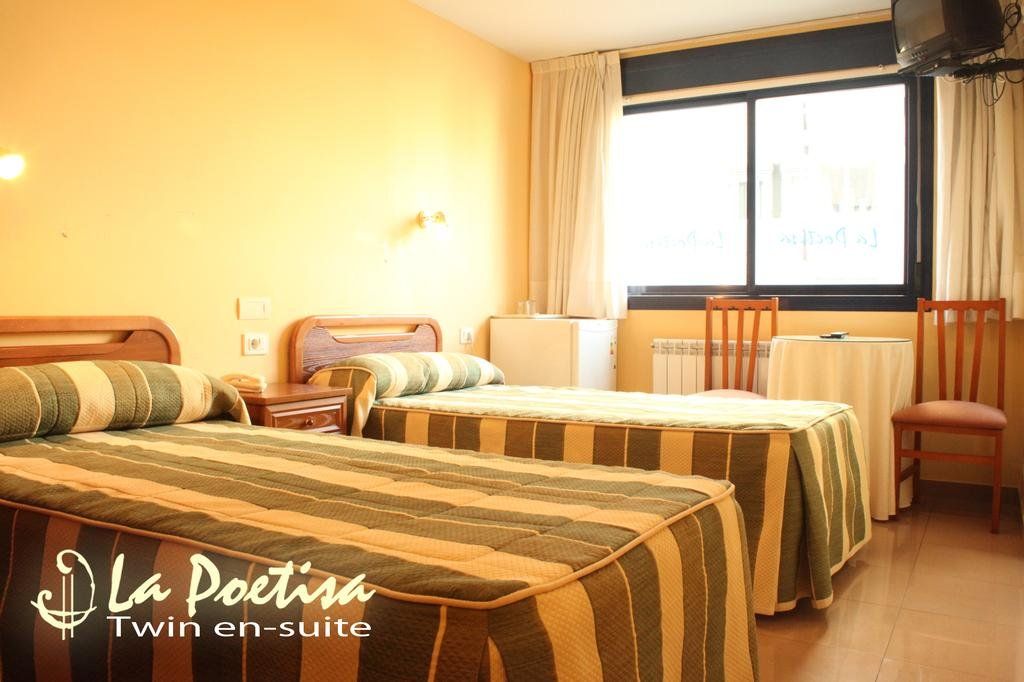 Hostal LA POETISA - Auto Check-in
