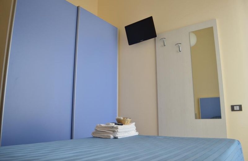 Hotel Happy