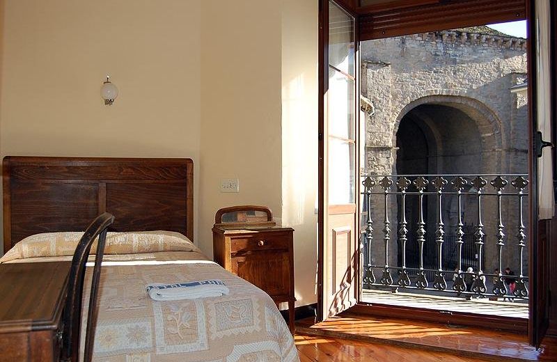 Hostal Paris
