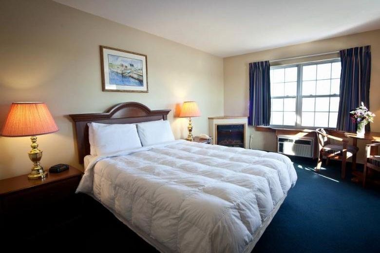 Inn at the Pier