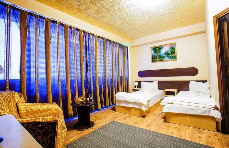 Hotel Charter Otopeni