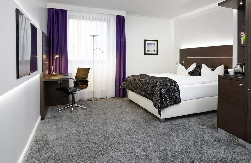 Central Hotel