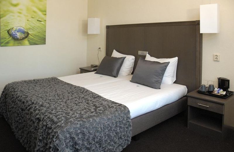 HOTEL ONE