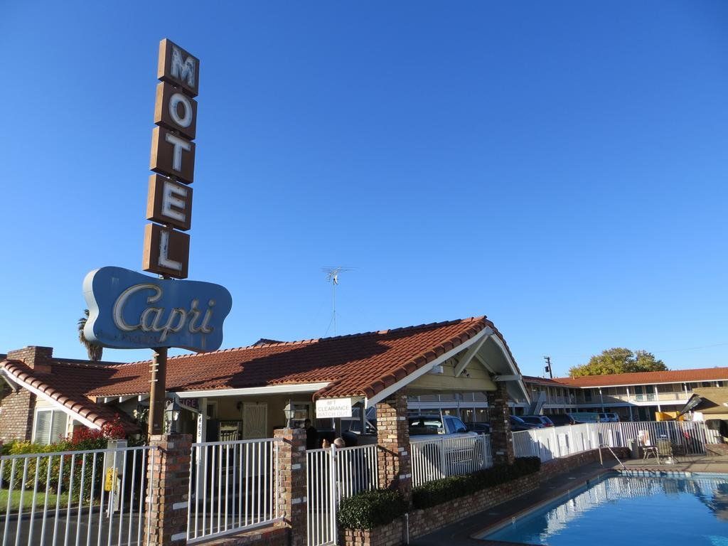 Capri Motel