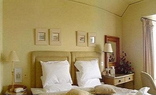Red Lion Hotel