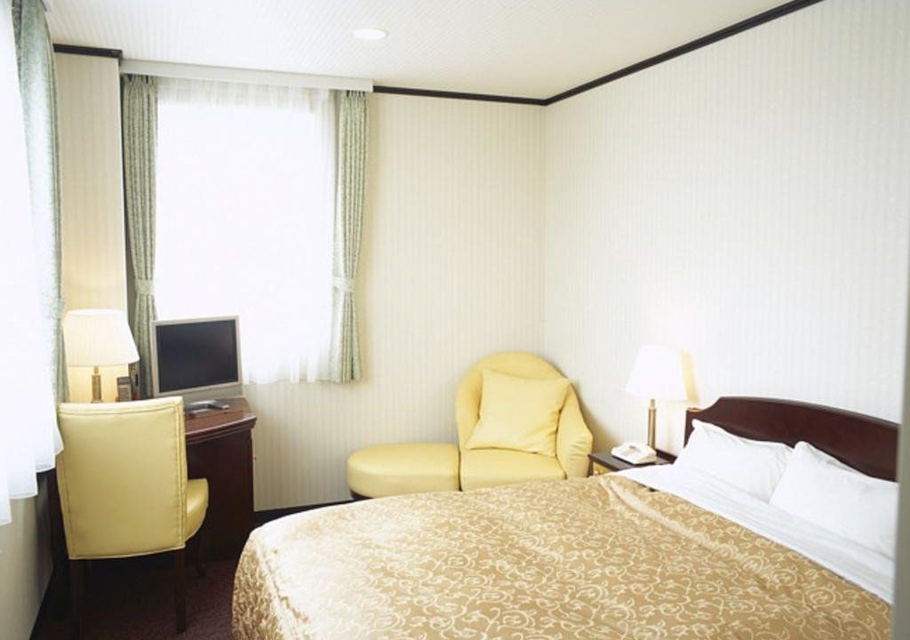 Urban Hotel
