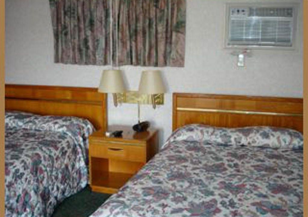 Euclid Motel