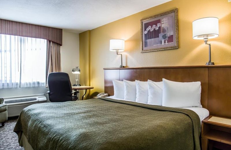 Quality Inn & Suites Near the Theme Parks