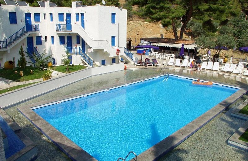 Cascade Holiday Resort